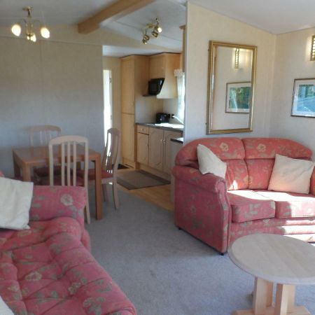 Luxury Mobile Home Near Perranporth Situated On A Quiet Farm Truro Kültér fotó