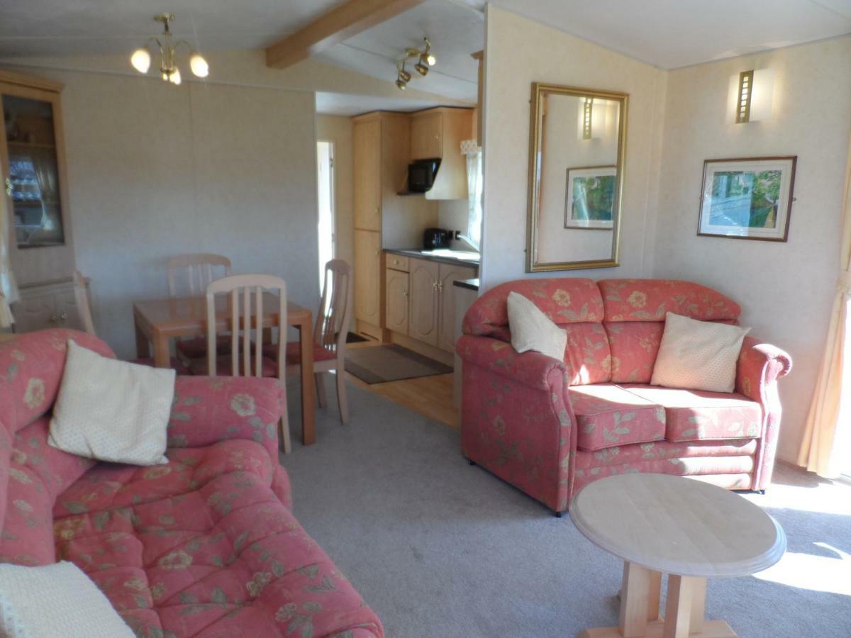 Luxury Mobile Home Near Perranporth Situated On A Quiet Farm Truro Kültér fotó