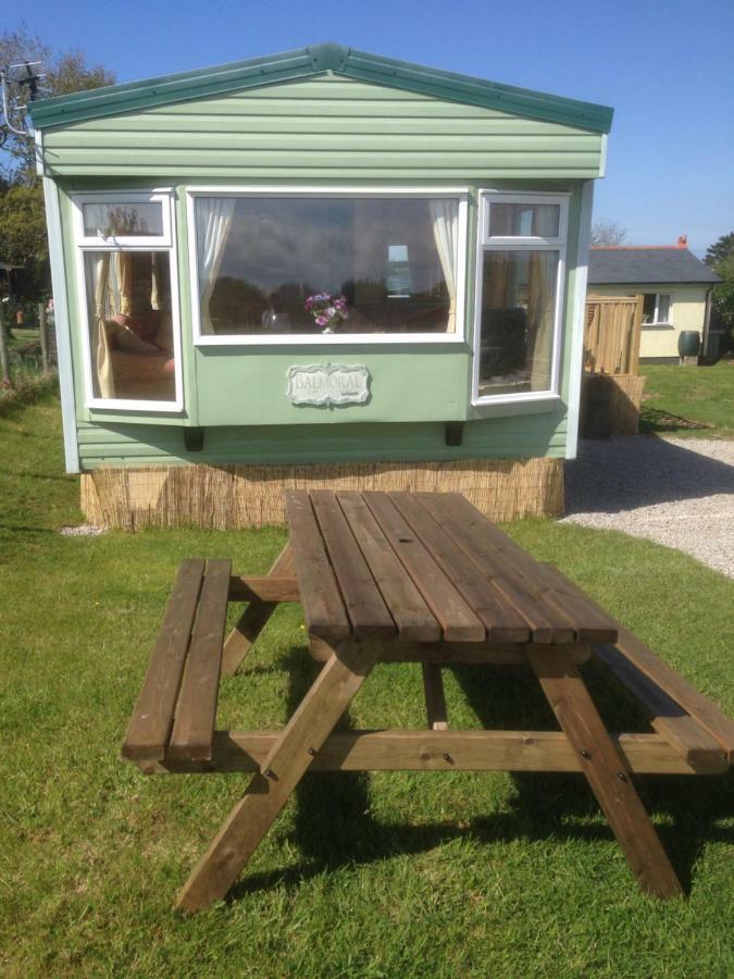 Luxury Mobile Home Near Perranporth Situated On A Quiet Farm Truro Kültér fotó